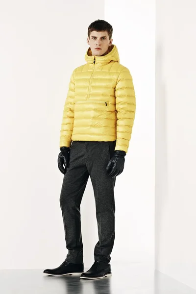 Look 19